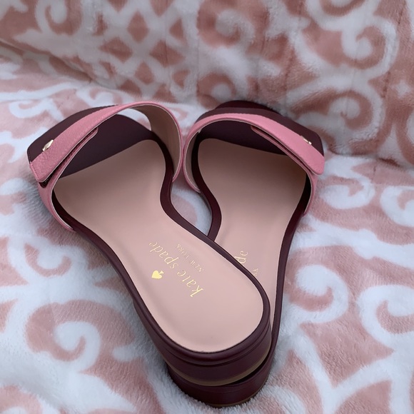 NWT! Kate Spade CAFE Pink and Burgundy Sandals. - Picture 2 of 9